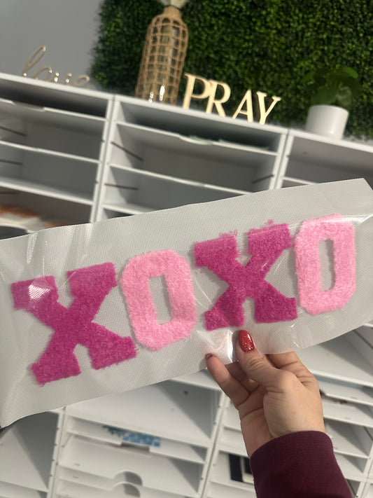 dark and light pink XOXO- fuzzy patch
